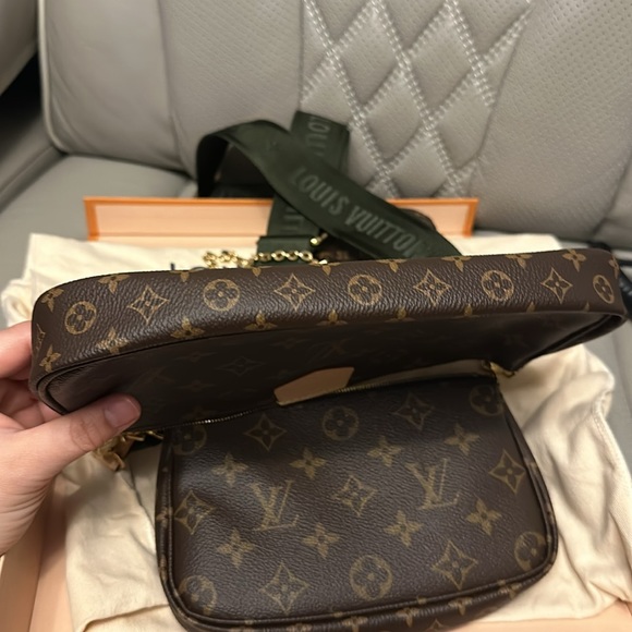 Louis Vuitton Multi Pochette Accessoires never worn. In box. Genuine - Picture 8 of 12
